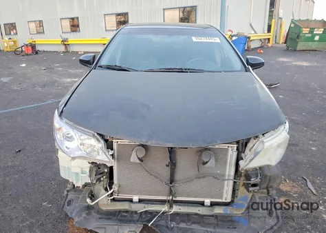 2012 Toyota Camry Base z USA, uszkodzony, nr VIN 4T4BF1FK7CR26820
